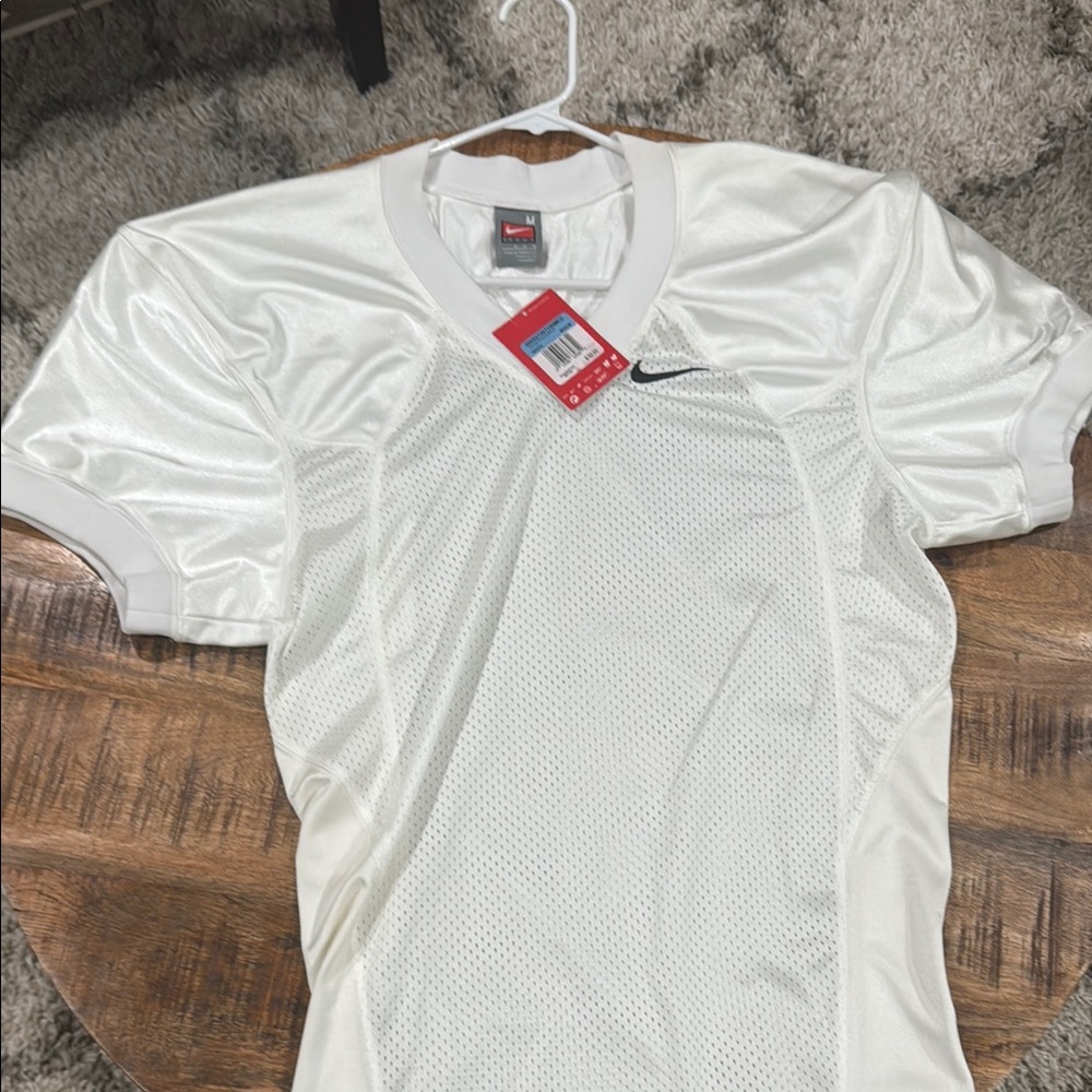 Nike White Jersey Short Sleeve Crew Neck